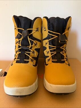 Merrell Kids Yellow and Black Lace-Toggle Winter Boots
